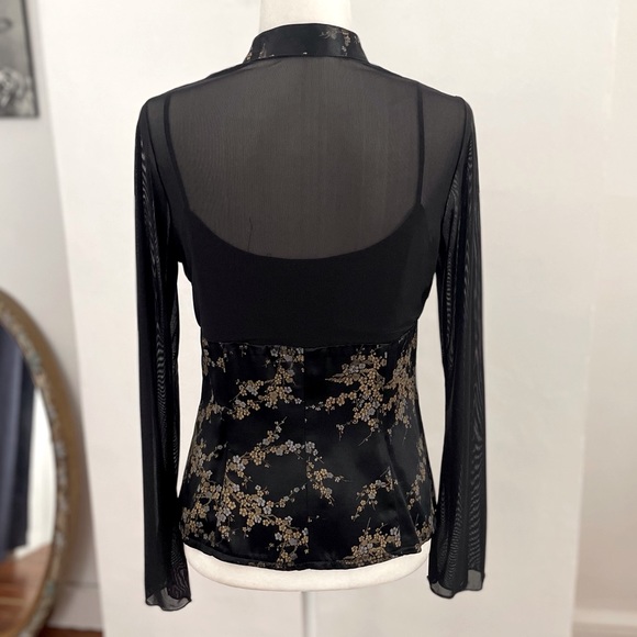 90s Sheer Mesh Asian Inspo Top - Picture 5 of 10